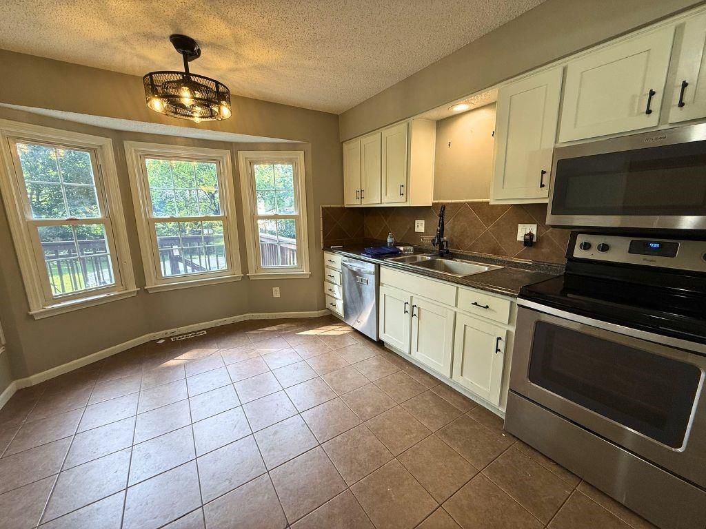 1716 E Sheridan Bridge Lane — photo 4