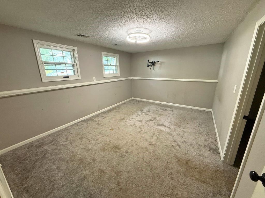 1716 E Sheridan Bridge Lane — photo 12