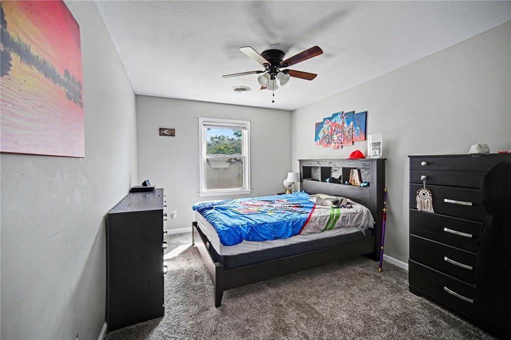 2404 NE Mill Crk N/A — photo 26