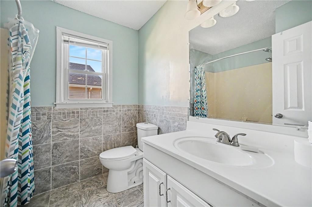2404 NE Mill Crk N/A — photo 28