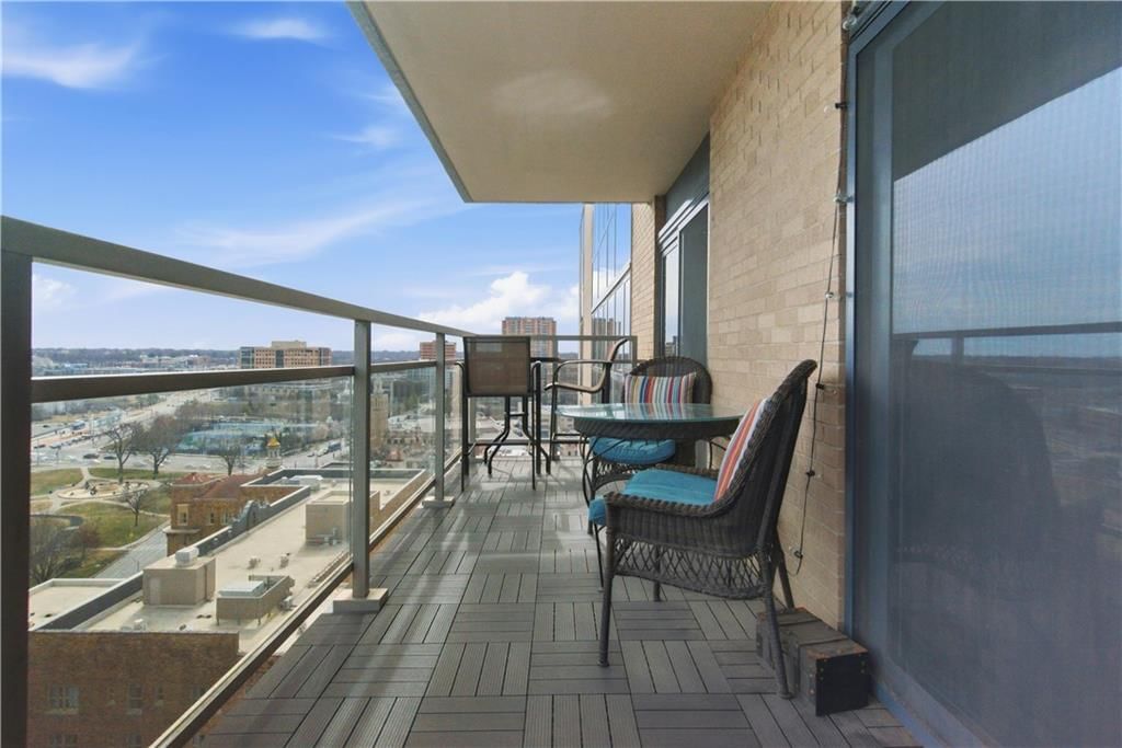 4545 Wornall Road Unit #1104 N/A — photo 10