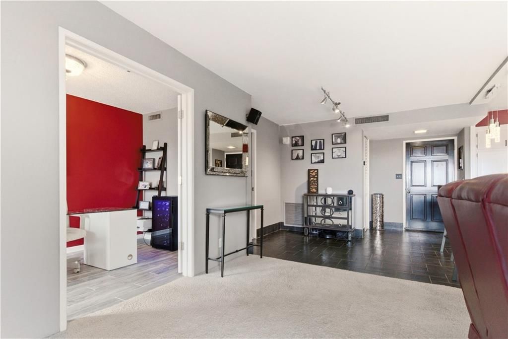 4545 Wornall Road Unit #1104 N/A — photo 16