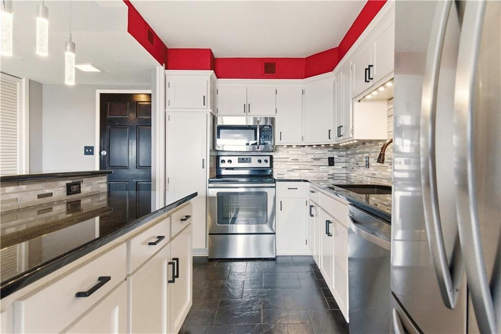 4545 Wornall Road Unit #1104 N/A — photo 30