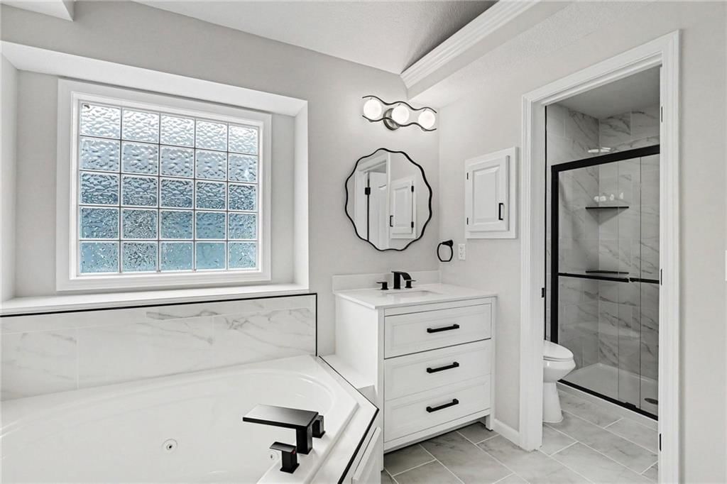 414 Eagle Glen Drive — photo 11