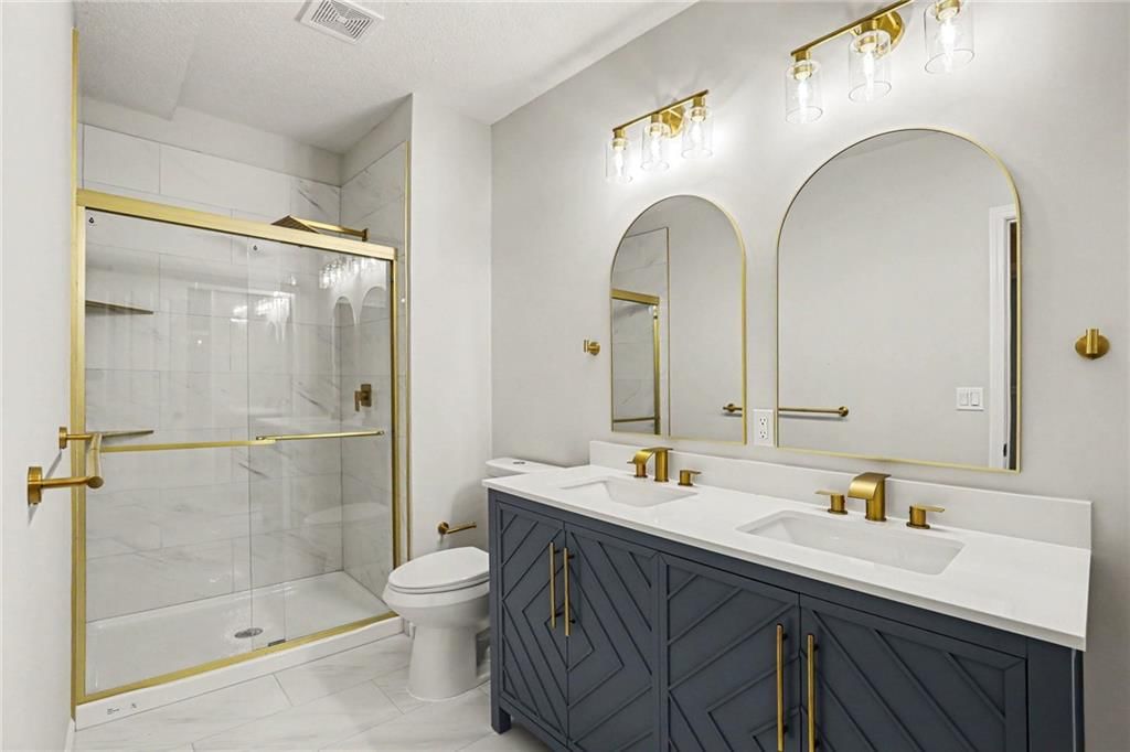 414 Eagle Glen Drive — photo 13