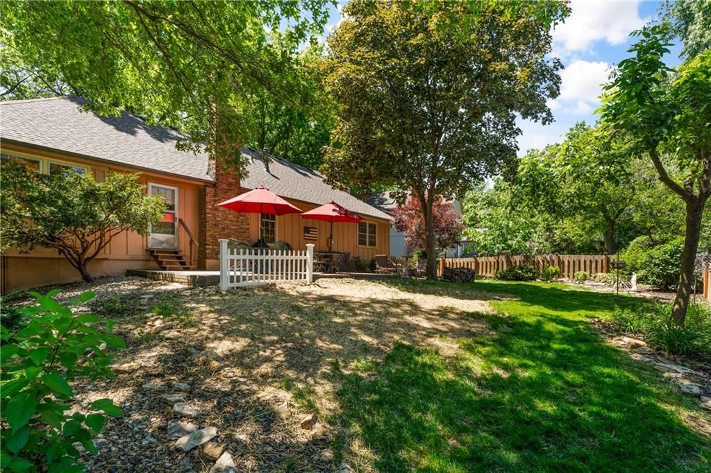 11524 Rosehill Road — photo 27