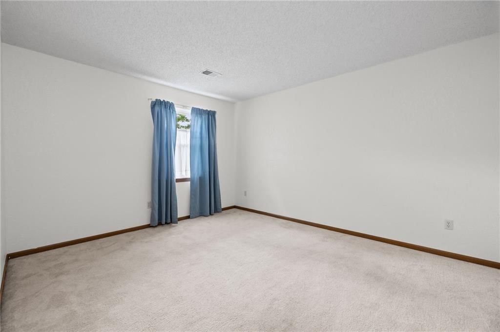 8820 Farley Street — photo 19