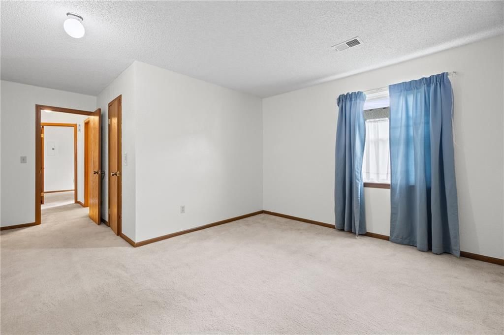 8820 Farley Street — photo 20