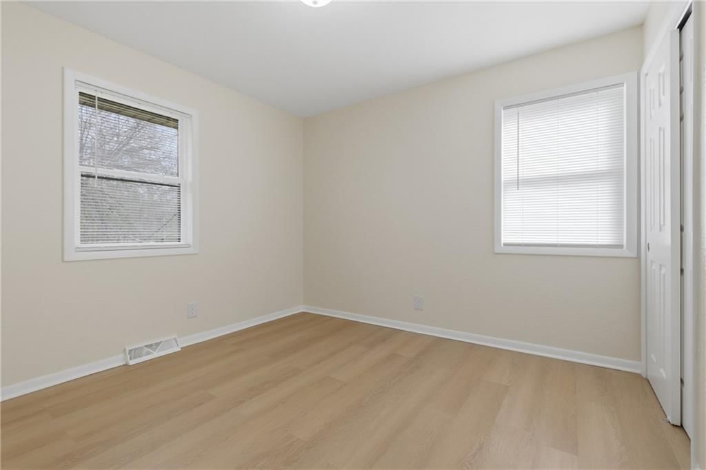 4540 NE 44th Terrace — photo 17
