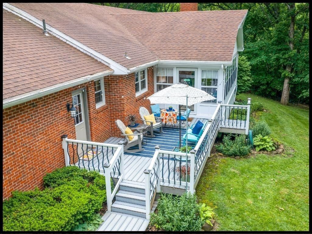 812 Laurel Drive — photo 7
