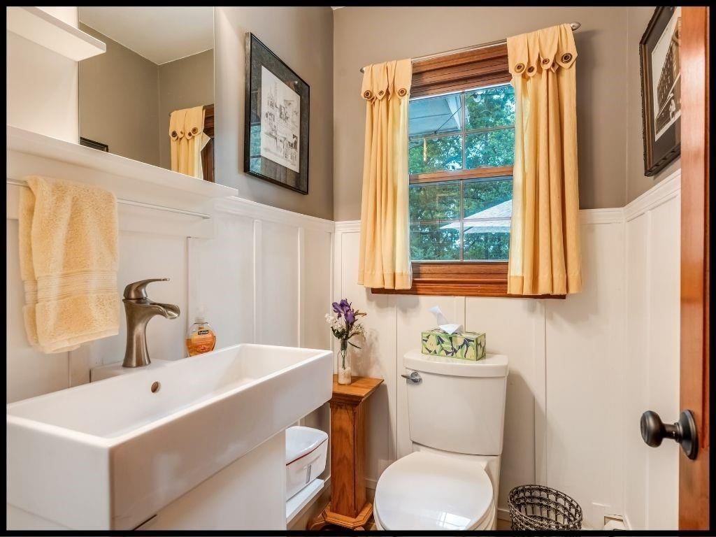 812 Laurel Drive — photo 22