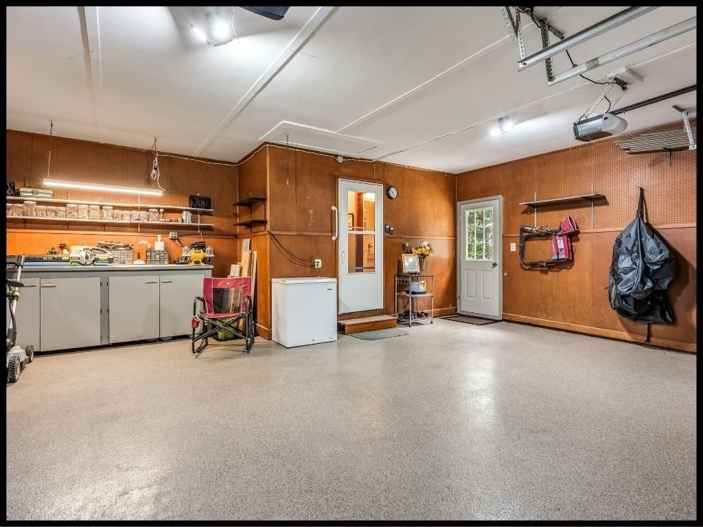 812 Laurel Drive — photo 25