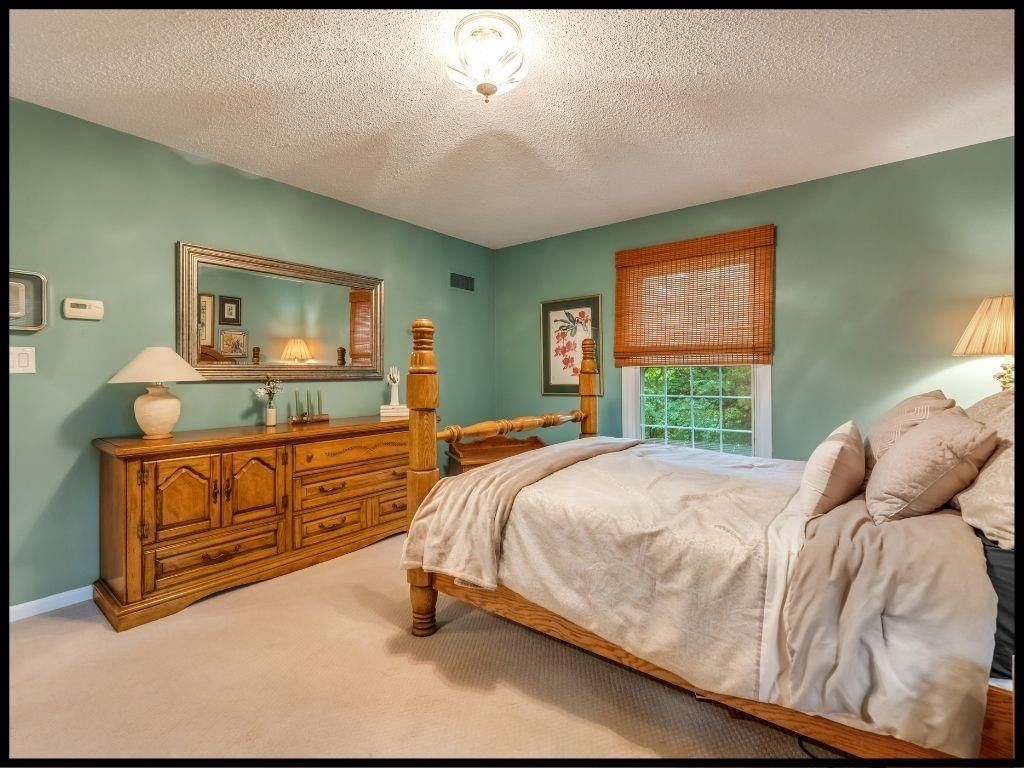 812 Laurel Drive — photo 27