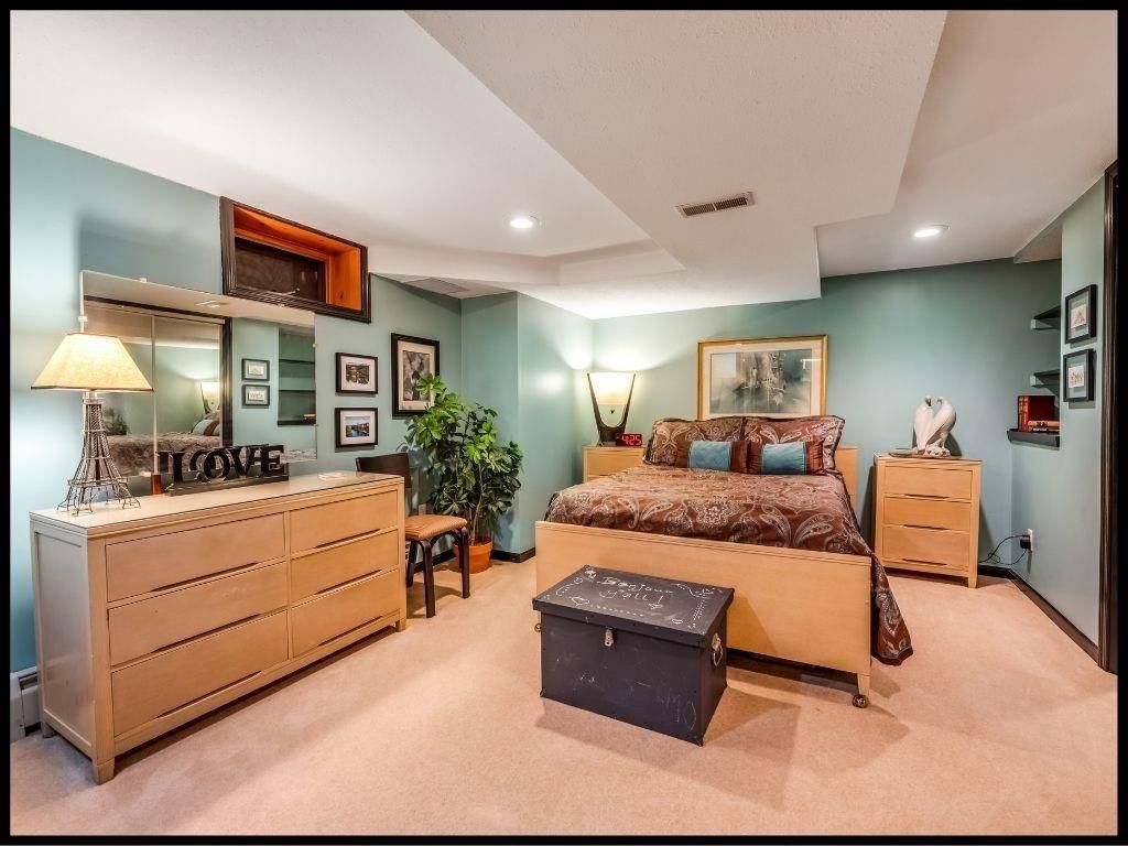 812 Laurel Drive — photo 46