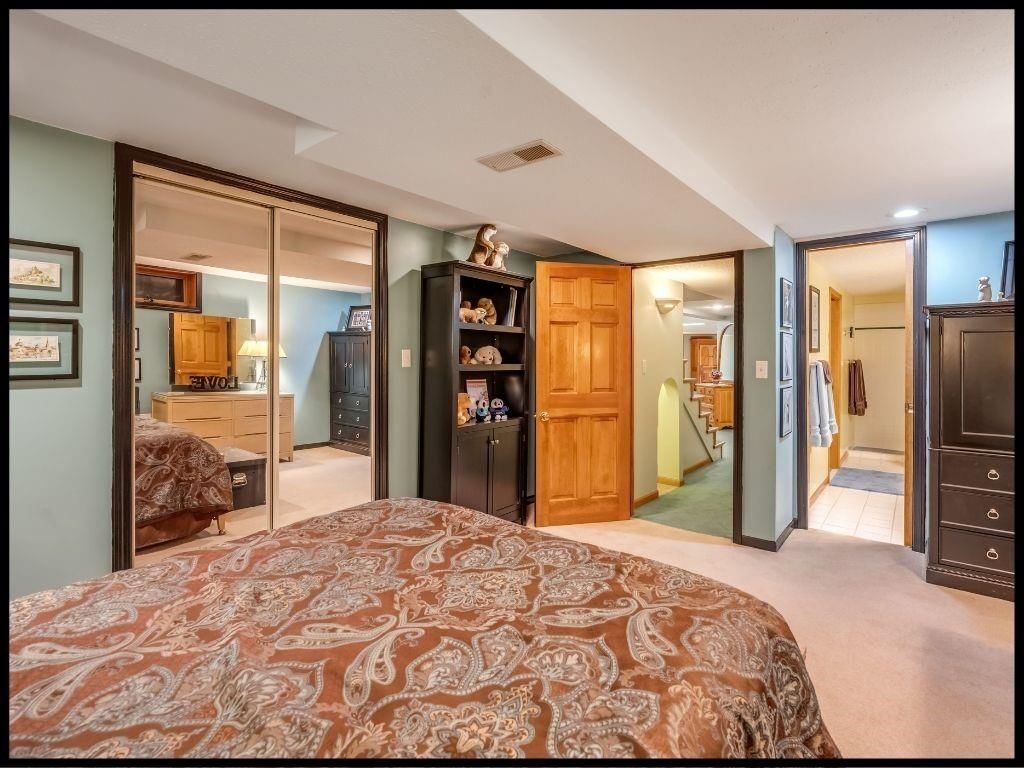 812 Laurel Drive — photo 47