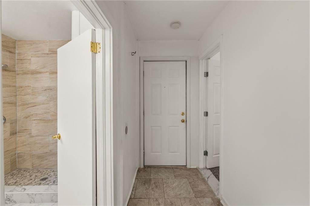 6010 Kenwood Avenue — photo 19