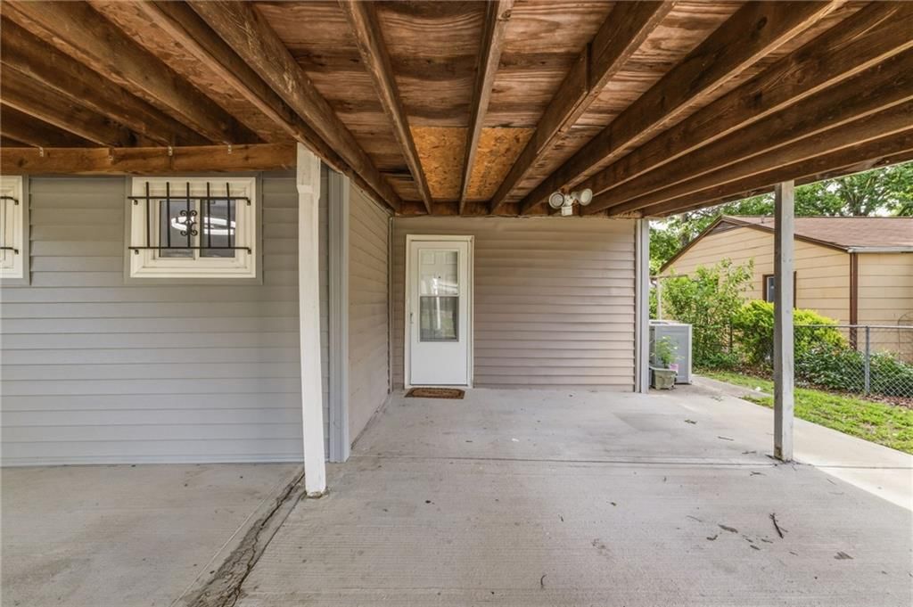6010 Kenwood Avenue — photo 36