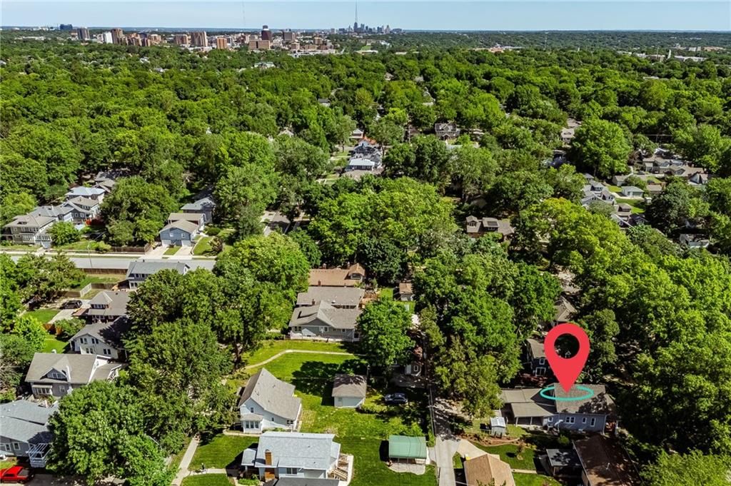 6010 Kenwood Avenue — photo 38