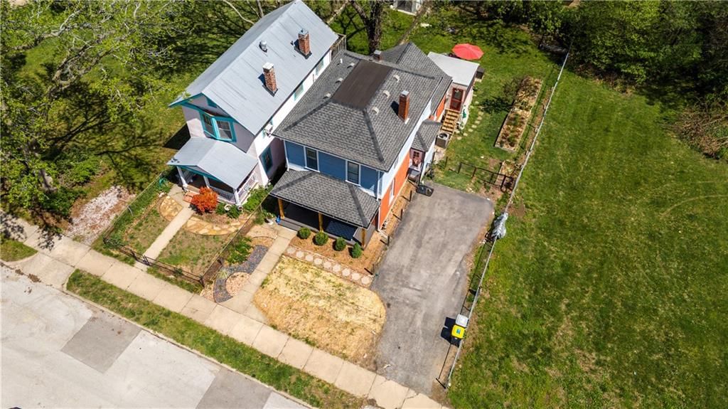 3121 Grand Avenue — photo 12