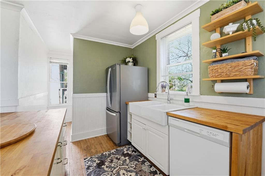 3121 Grand Avenue — photo 28