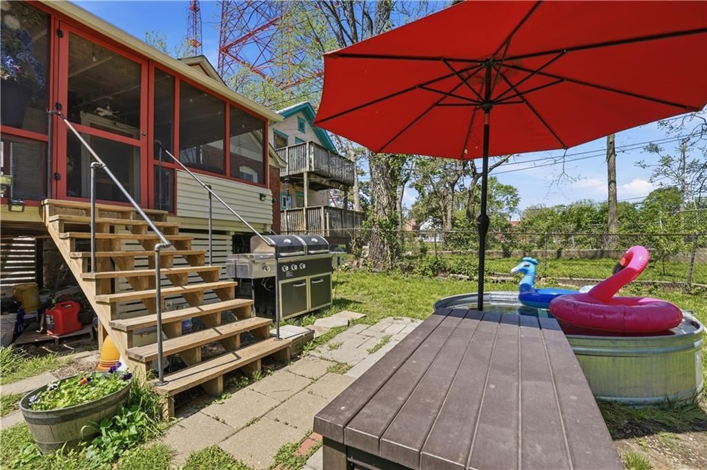 3121 Grand Avenue — photo 46