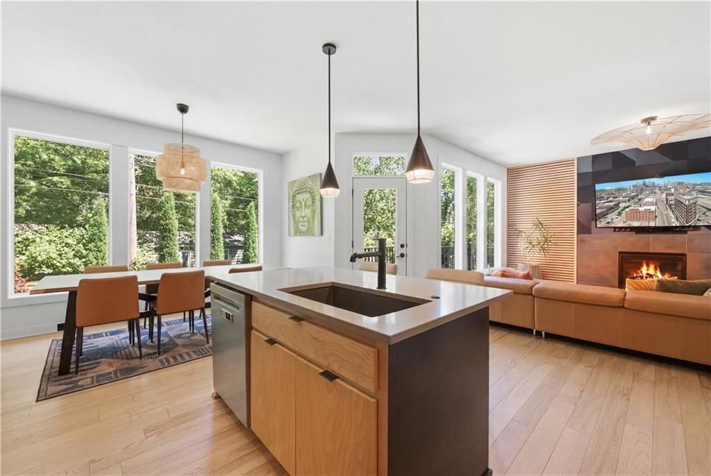 5347 Lamar Avenue — photo 17