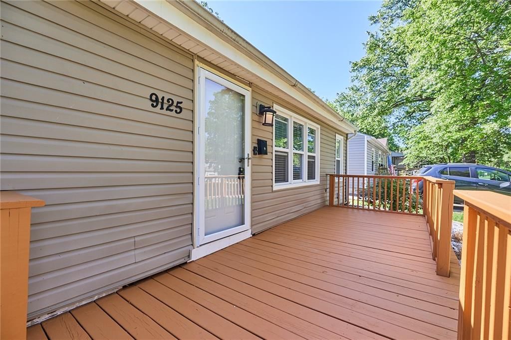9125 McGee Street — photo 3