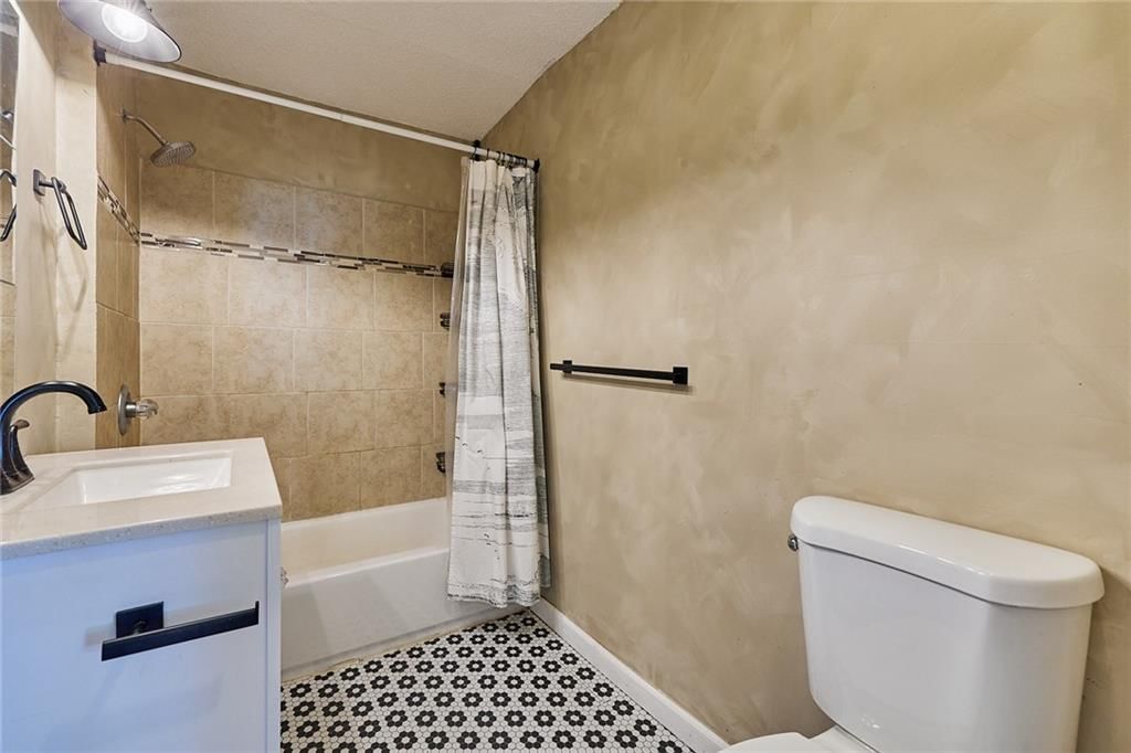 9125 McGee Street — photo 15