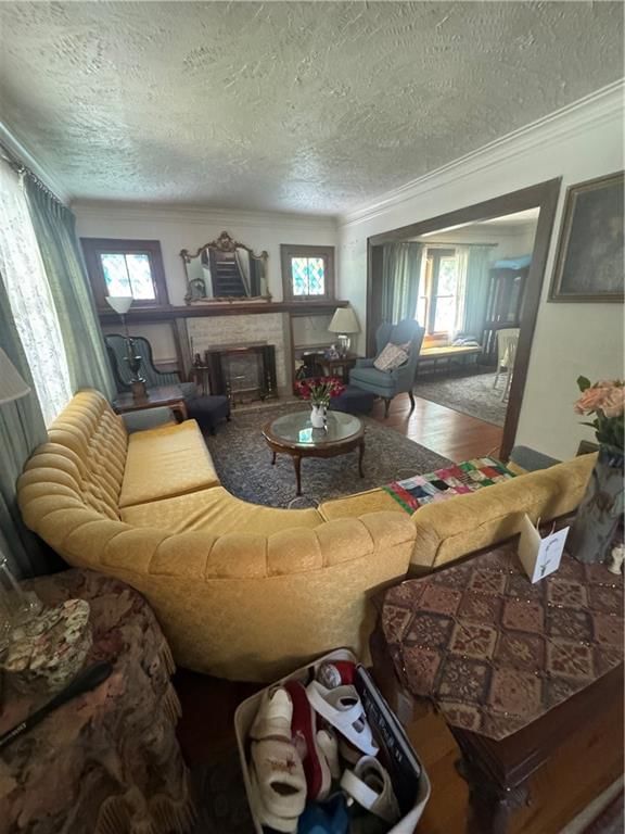 3728 Jarboe Street — photo 3
