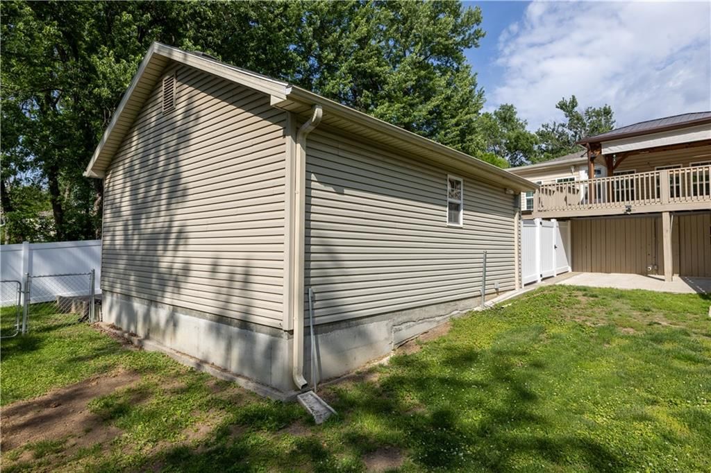 8 Belmont Road — photo 17