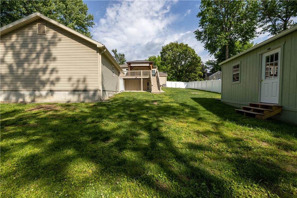 8 Belmont Road — photo 18