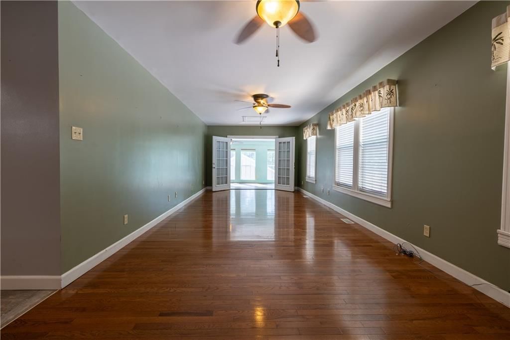 8 Belmont Road — photo 39