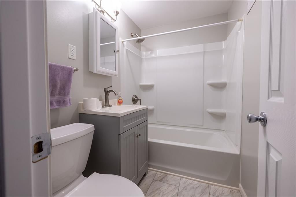 8 Belmont Road — photo 47