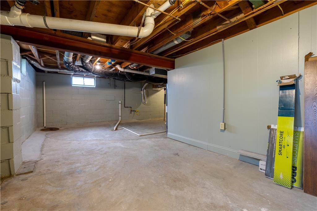 8 Belmont Road — photo 55