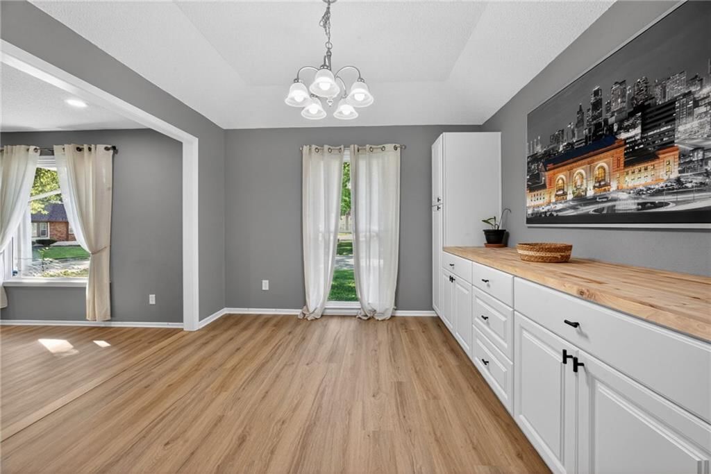 12524 Cambridge Avenue — photo 11