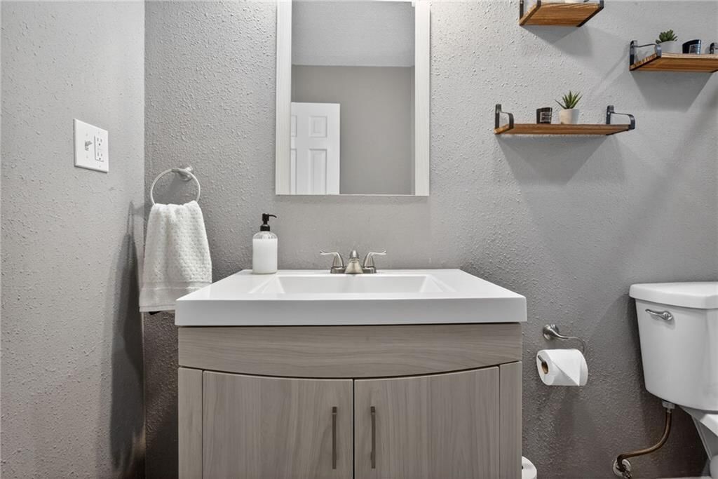 12524 Cambridge Avenue — photo 23