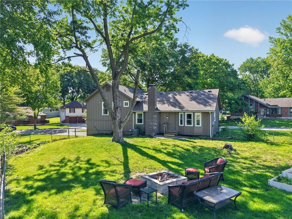 12524 Cambridge Avenue — photo 33