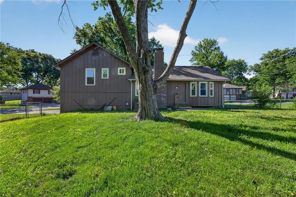 12524 Cambridge Avenue — photo 36