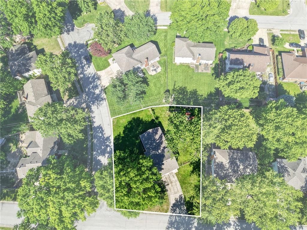 12524 Cambridge Avenue — photo 38