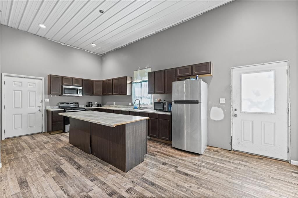 607 Randolph Street — photo 4