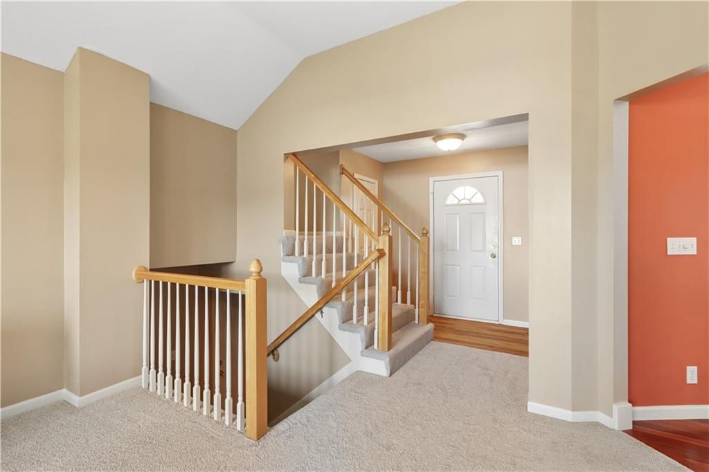 1004 E Pumpkin Ridge Street — photo 3
