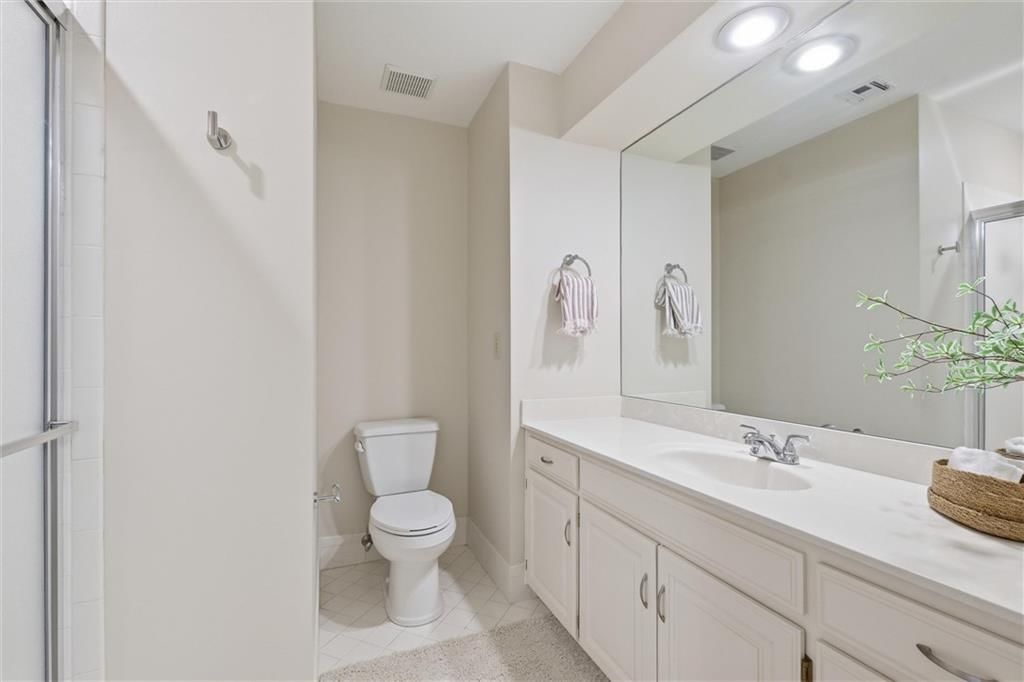 9019 W 139th Terrace — photo 32