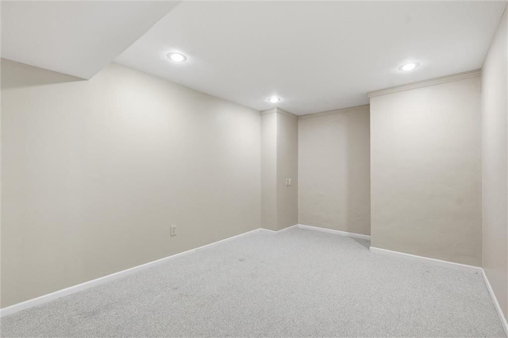 9019 W 139th Terrace — photo 53