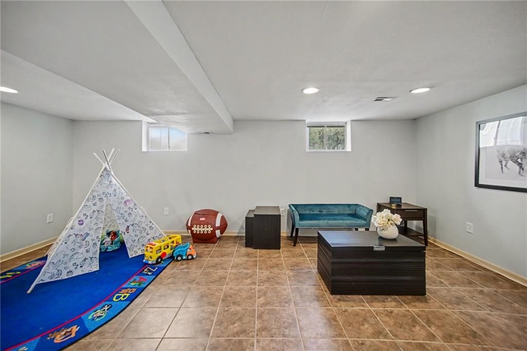 9407 Craig Drive — photo 22