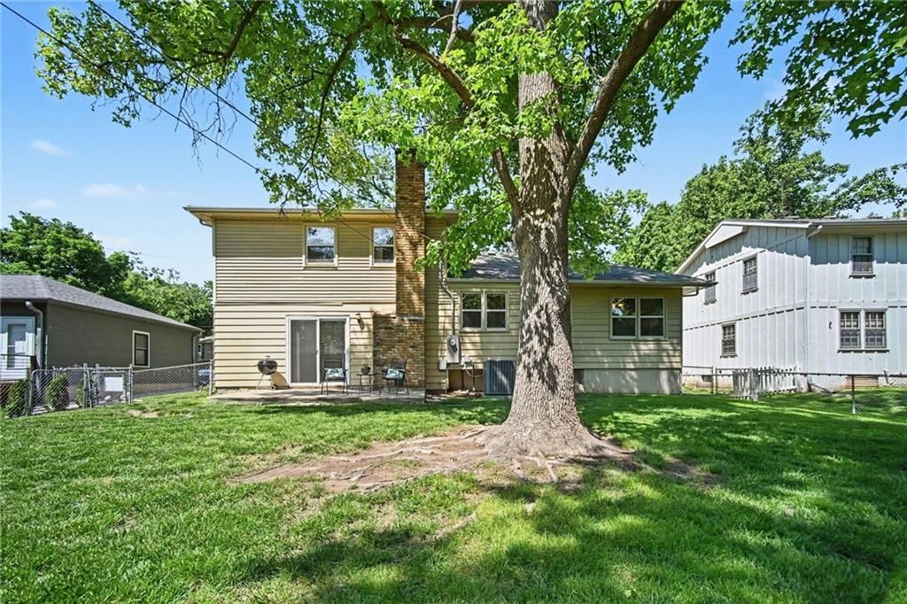 9407 Craig Drive — photo 27