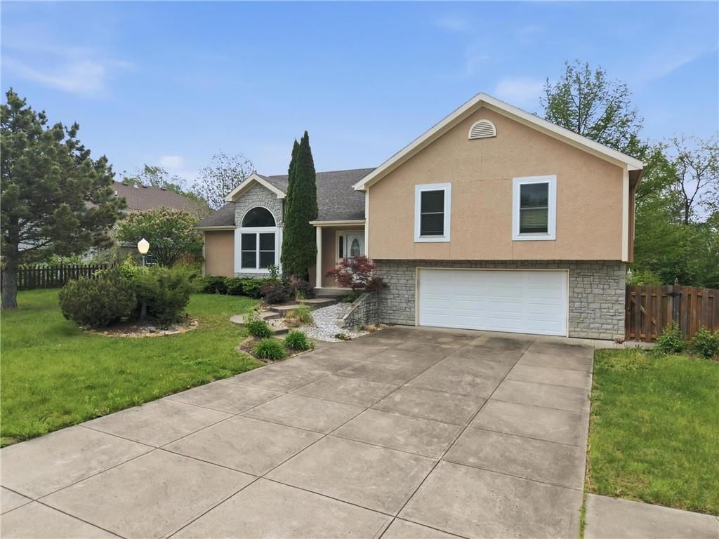 2709 S 23rd Street — photo 3
