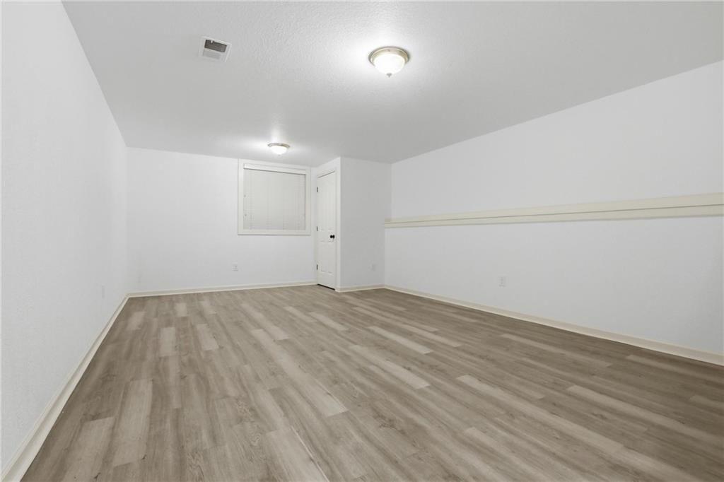 2709 S 23rd Street — photo 26