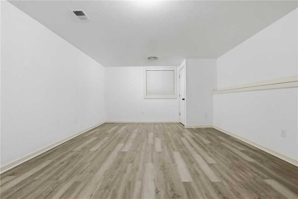 2709 S 23rd Street — photo 27