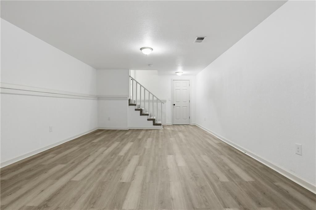 2709 S 23rd Street — photo 28