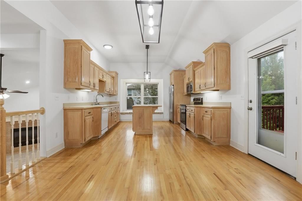 2709 S 23rd Street — photo 40